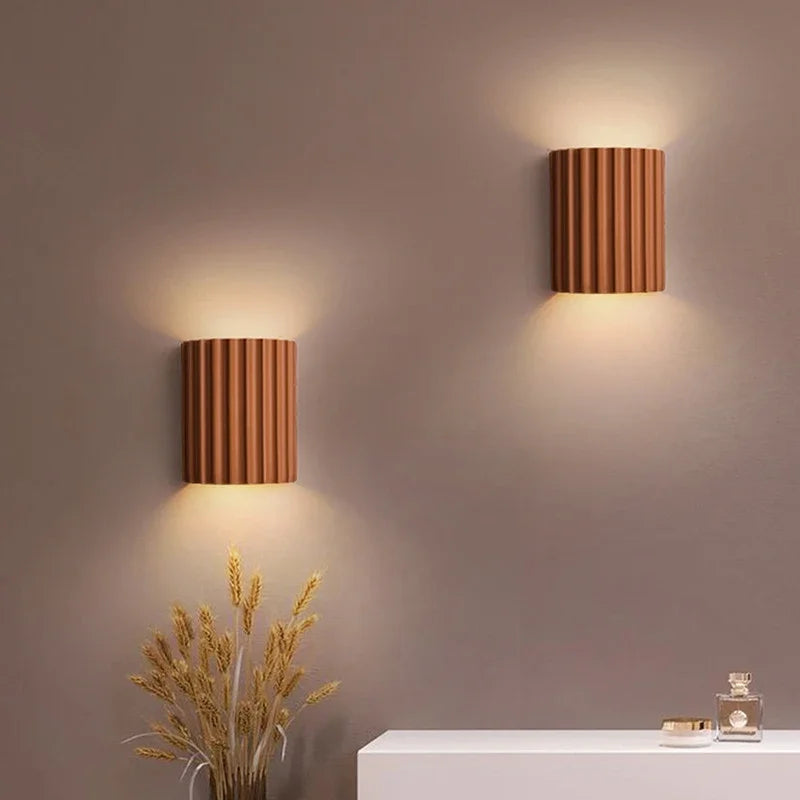 Ribbed Resin Up-and-Down Wall Lamp